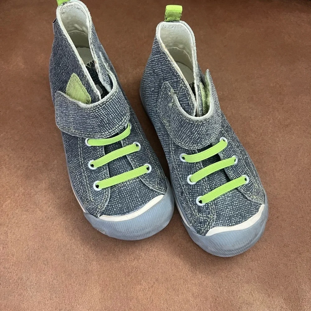 Keen Kids Sneakers with Neon Green Laces
